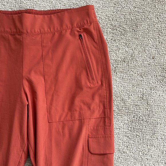 Athleta Chelsea lined pant women’s 10 - Picture 2 of 4